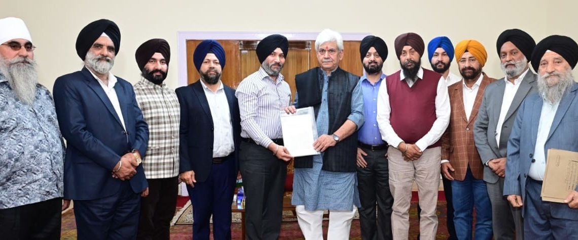 Delegation of All J&K Sikh Coordination Committee calls on Lt Governor