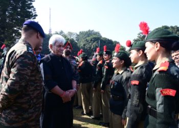 Lt Governor interacts with NCC cadets at Raj Bhawan