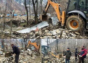 Ramban administration retrieves 737 Kanal state land, demolishes illegal structures  