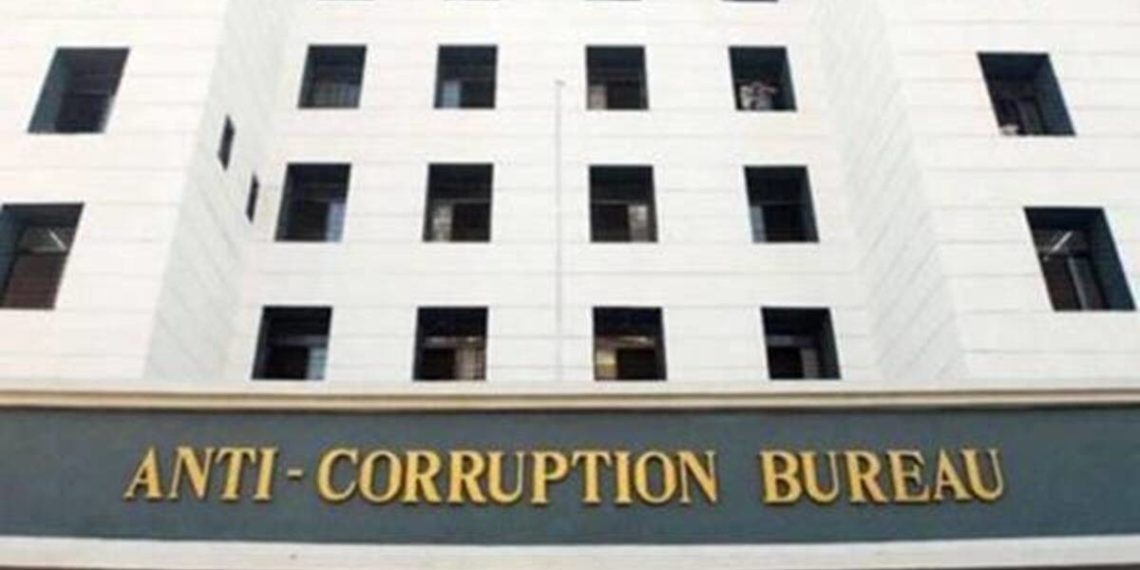 ACB arrests Accounts Assistant of Srinagar hospital for taking bribe of Rs 18K
