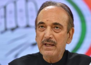 Azad Greets countrymen on the eve of Meraj ul Nabi