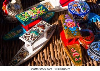 HANDICRAFT OF KASHMIR    