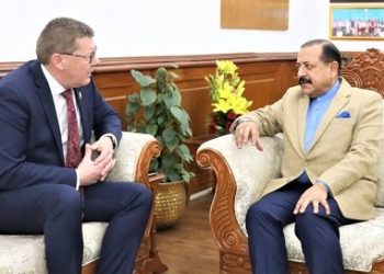Canadian delegation meets Dr Jitendra to discuss Uranium supply