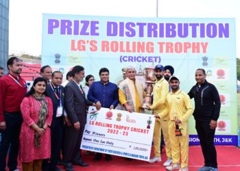 Kashmiri youth have replaced stones with cricket bat, hockey, badminton: LG Manoj Sinha