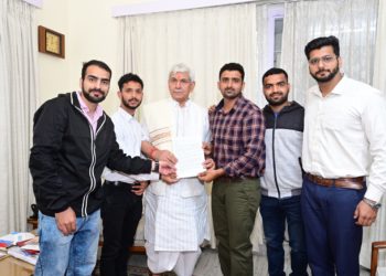 Former Minister, Former MLA, President JKNPF, JKSSB Aspirants Call On LG Manoj Sinha