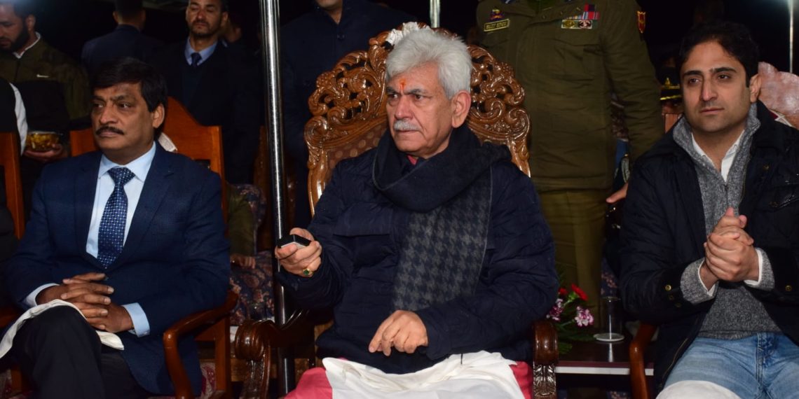 Lt Governor inaugurates Aerator cum Dancing Fountains in Dal Lake
