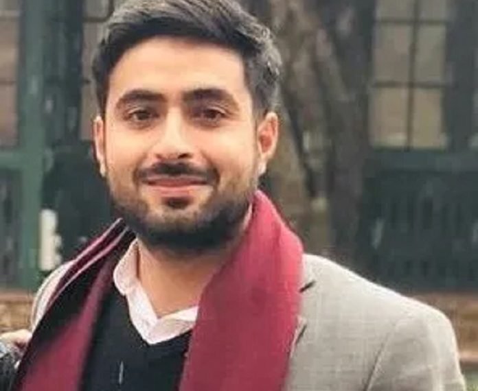 Dir. Information Akshay Labroo bereaved