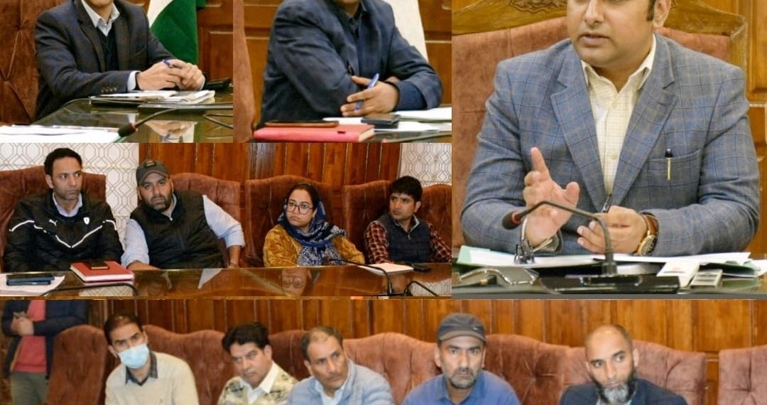 DC Bandipora calls for strict action against illegal mining