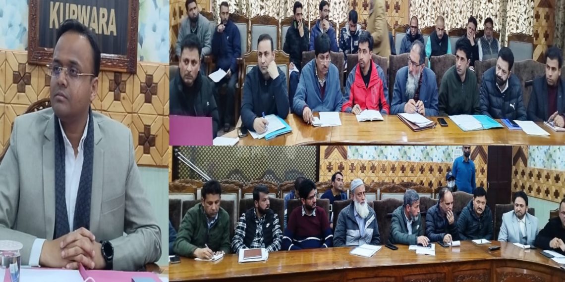 DC Kupwara chairs DLSCC; 21 cases settled
