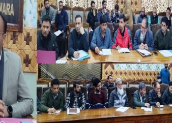 DC Kupwara chairs DLSCC; 21 cases settled