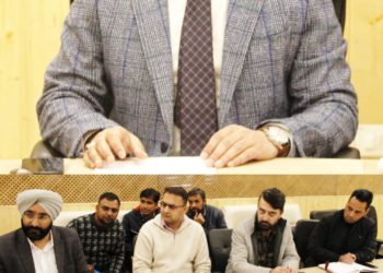 DC Srinagar reviews progress of works on Highway Projects in the District