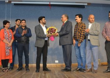 DIPR bids affectionate farewell to Jawahir Lal Raina on his Superannuation