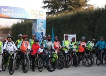 Dir Tourism flags off cycle rally at Badamwari