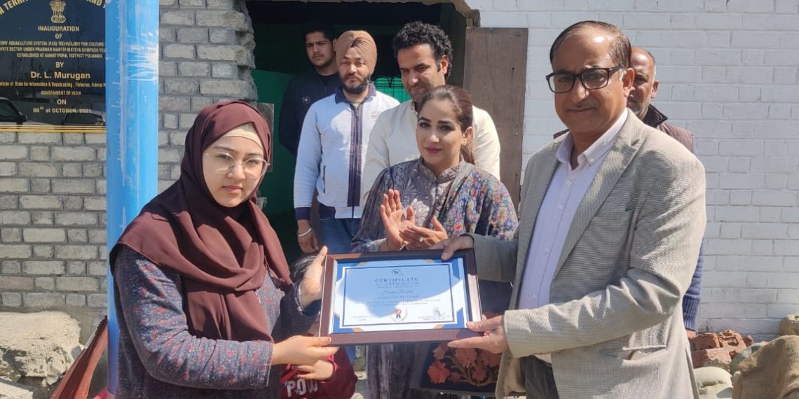 Director JKEDI tours South Kashmir; stresses on importance of building innovative startups