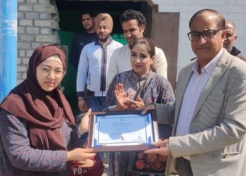Director JKEDI tours South Kashmir; stresses on importance of building innovative startups