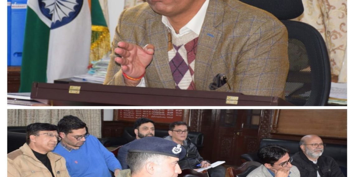 Night Bus service in Srinagar: Div Com Kashmir directs for immediate induction of buses on routes