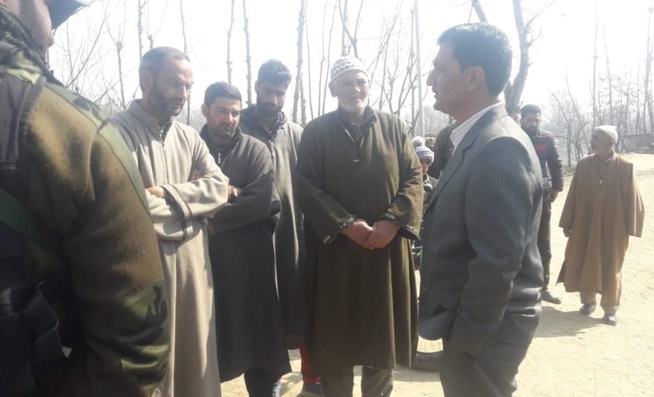 Mohammad Amin Shah implies Mr Shyambir (IAS) his visited to Guzhama Ganderbal where locals demanded bridge, ration depot and road