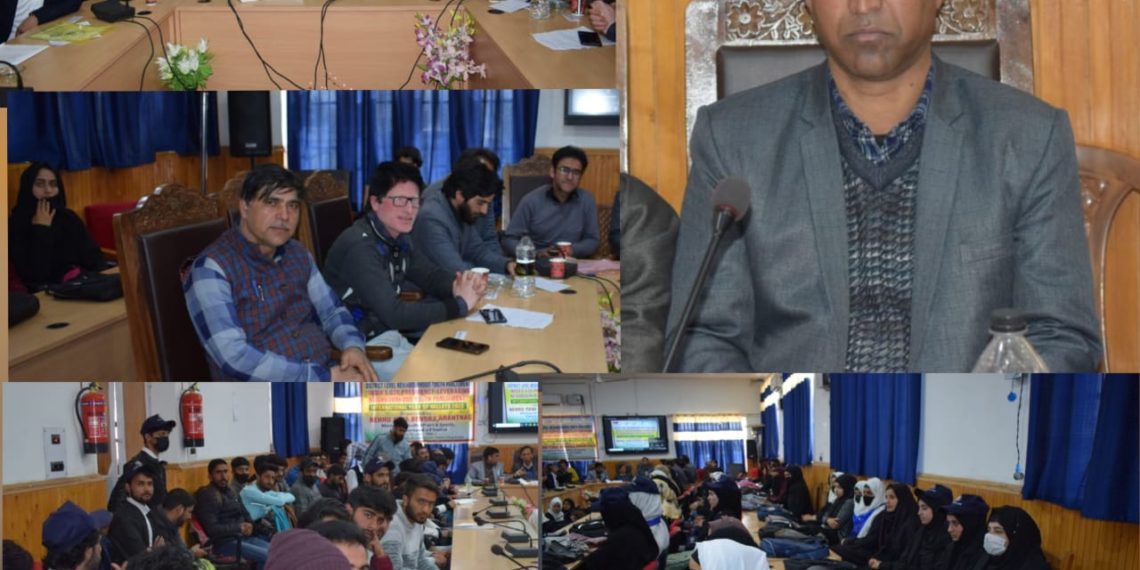 NYK Anantnag organizes District level Youth Parliament at GDC Kulgam