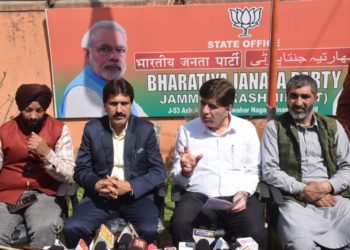 BJP chief spokesman Sunil Shetty  along with BJP JK Spokesman Altaf Thakur welcomes union budget for JK, says every sector taken care off