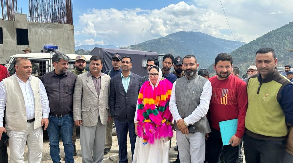 Dr Andrabi lays foundation for Waqf Parking & Musafir Khana at Doda, meets delegations