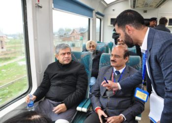 Union Railways Minister visits Srinagar