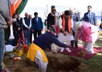 Lt Governor lays the foundation stone for Mall of Srinagar by Dubai’s Emaar