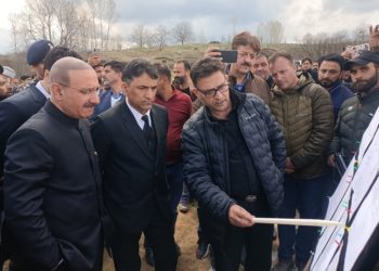 Justice Javid Iqbal Wani visits B’la; inspects Court Complex Sopore/ Dangiwacha