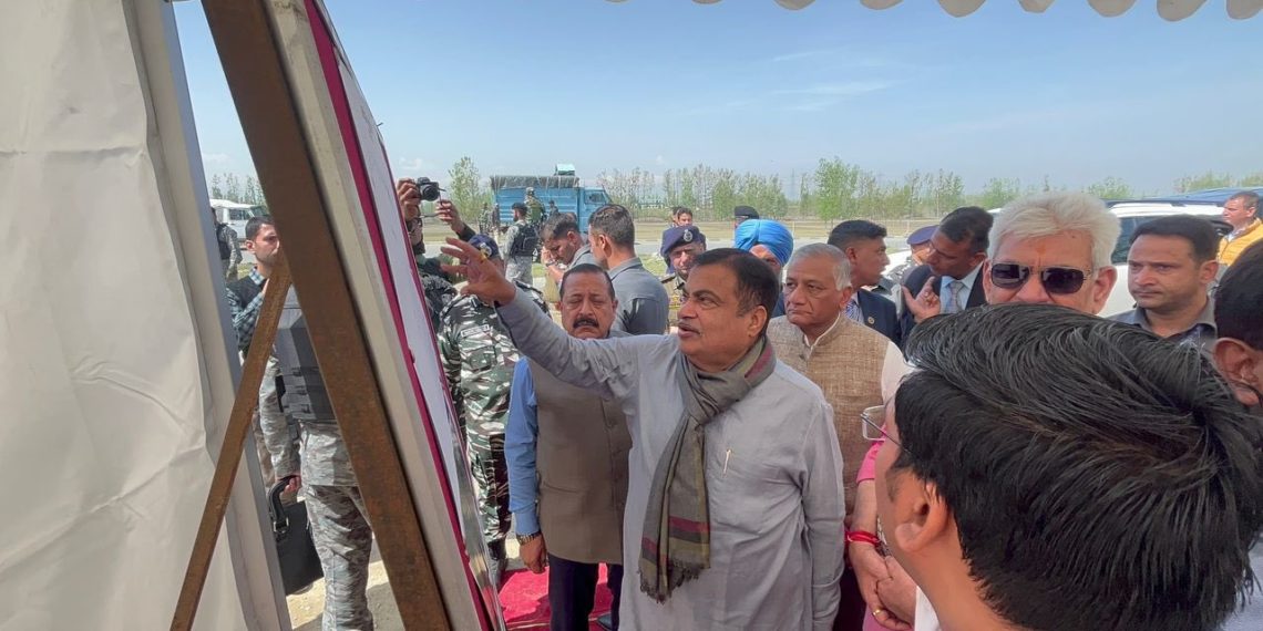 Jmu- Sgr highway to have 5 tunnels, 245 km distance to be covered in 3 hrs: Union Minister Gadkari