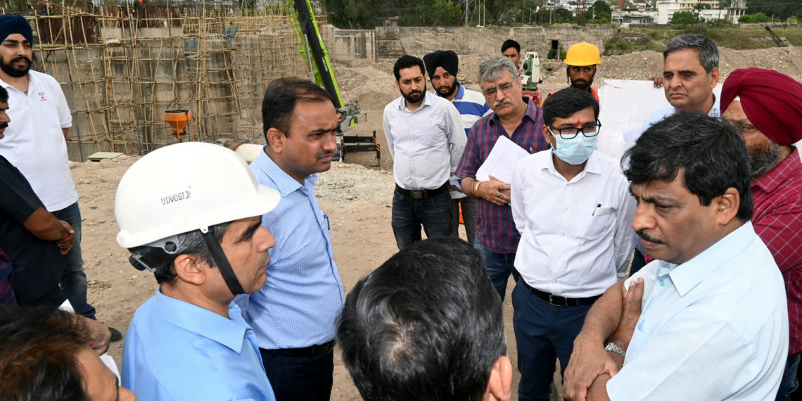 CS tours Jammu City to inspect ongoing Development works