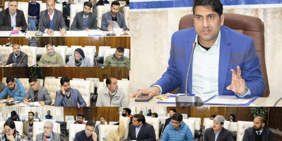 DC Srinagar chairs District Level Consultative Committee Meet