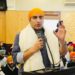 DC Srinagar visits Gurudwara Chatti Padshahi; Greets Sikh Sangat on the occasion of Vaisakhi