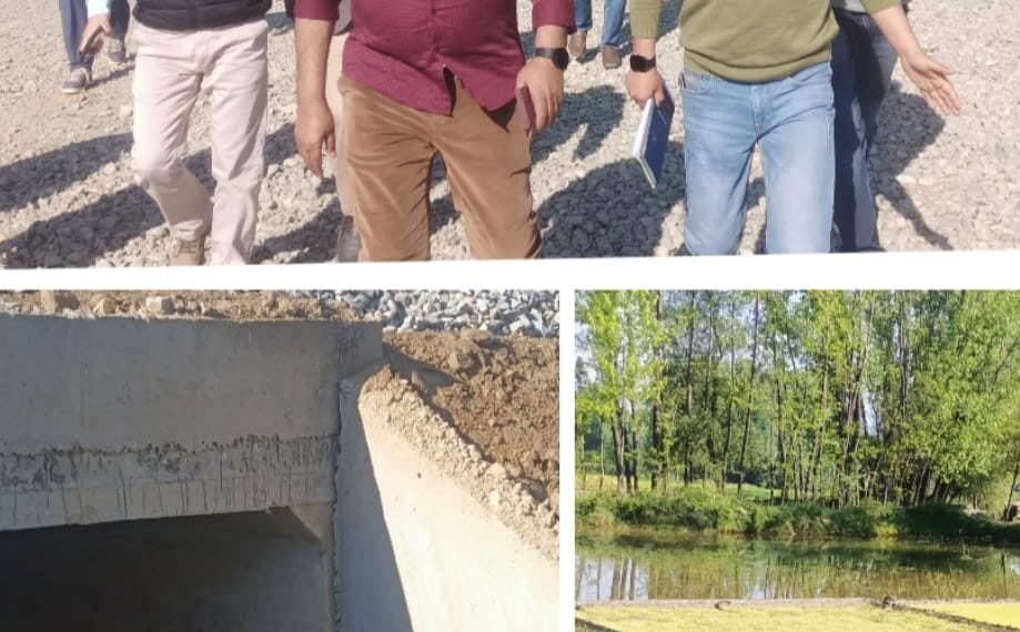Director Agriculture visits Chadoora, Budgam 