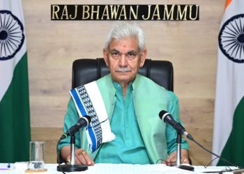   “Awaam Ki Awaaz”  Lt Governor shares inspiring stories of Change-makers 