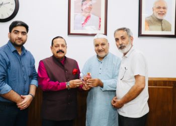 Save Sharda Committee Kashmir Regd called on Dr. Jitendra Singh, MoS PMO today in New Delhi
