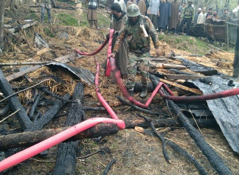 Army assists in fire-fighting operation, saves local houses in Kalaroos