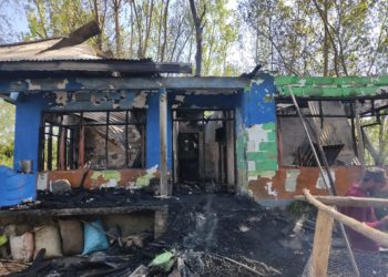 Two house’s, Cowshed damaged in Bandipora blaze