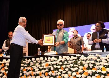 Lt Governor addresses Y20 Consultation meet at Jammu University 