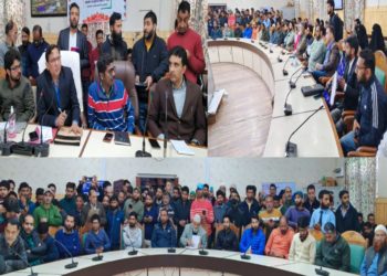 Regional Provident Fund Commisioner visits Kupwara  Presides over outreach programme