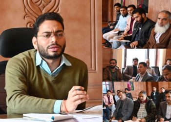 DDC Shopian reviews action plan for harvesting rain water