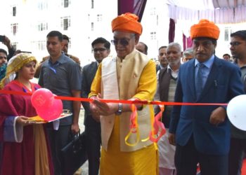 Lt Governor inaugurates newly constructed 224 residential transit accommodations for PM Package employees at Odina Bandipora 
