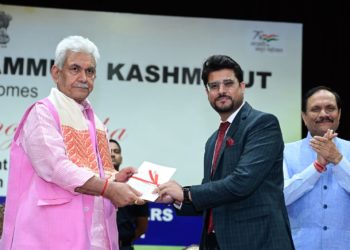 Lt Governor hands over appointment orders to newly inducted recruits of JKAS, JKPS & Accounts Service