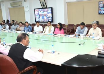 “LG’s Mulaqaat”  Lt Governor interacts with the citizens who had submitted their grievances on JKIGRAMS portal