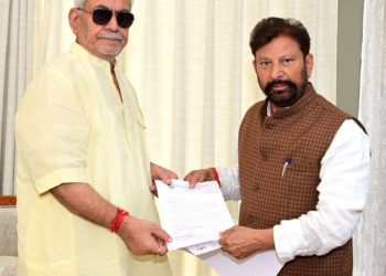 Former Minister, President All J&K Panchayat Conference call on Lt Governor