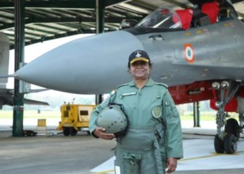 Murmu takes sortie on Sukhoi-30
