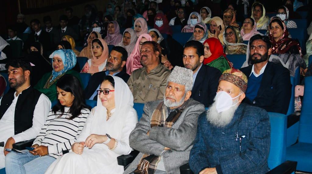   J&K Waqf Board organises Grand Conclave to celebrate 100th Episode of “Mann Ki Baat”