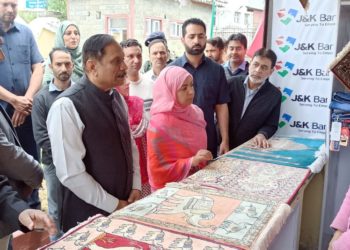 Women critical contributors towards growth, development of J&K: Advisor Bhatnagar 