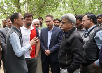 Holistic Agriculture Development Programme  Dulloo flags off consignment of vegetable seedlings for Gurez 