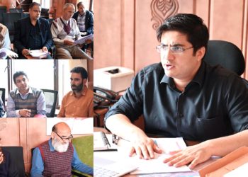 DC inaugurates Blood Donation camp at DH Shopian 