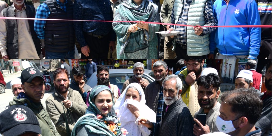 G-20 Summit  DDC Chairperson Ganderbal inaugurates blacktopping work on Tullamulla-Dangerpora- Khirbhawani road