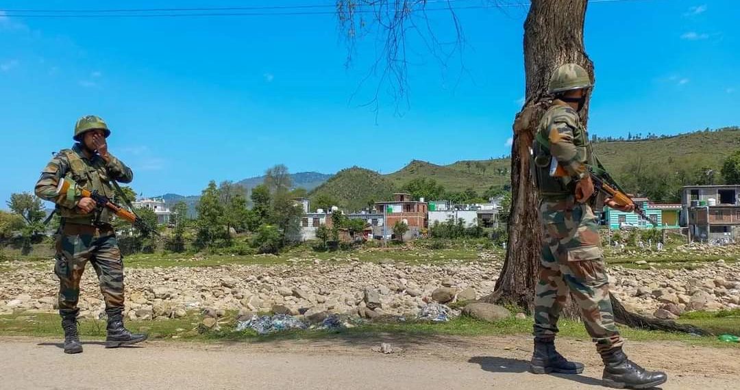 Rajouri Gunfight: 2 Army Personnel Killed, 4 Others Injured As Trapped Militants Trigger Explosive